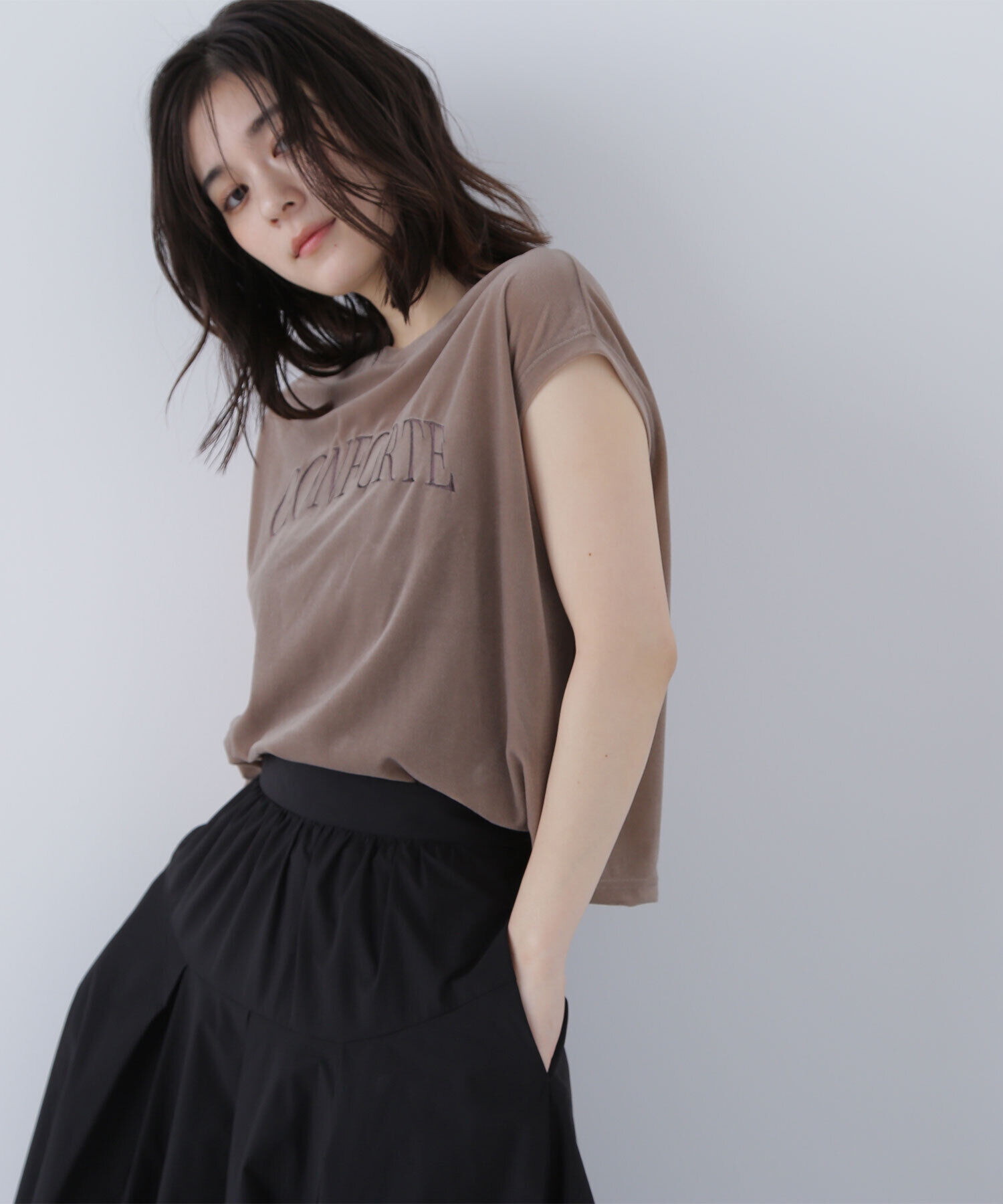  「ベロアロゴ刺繍トップス」|Tシャツ・カットソー|