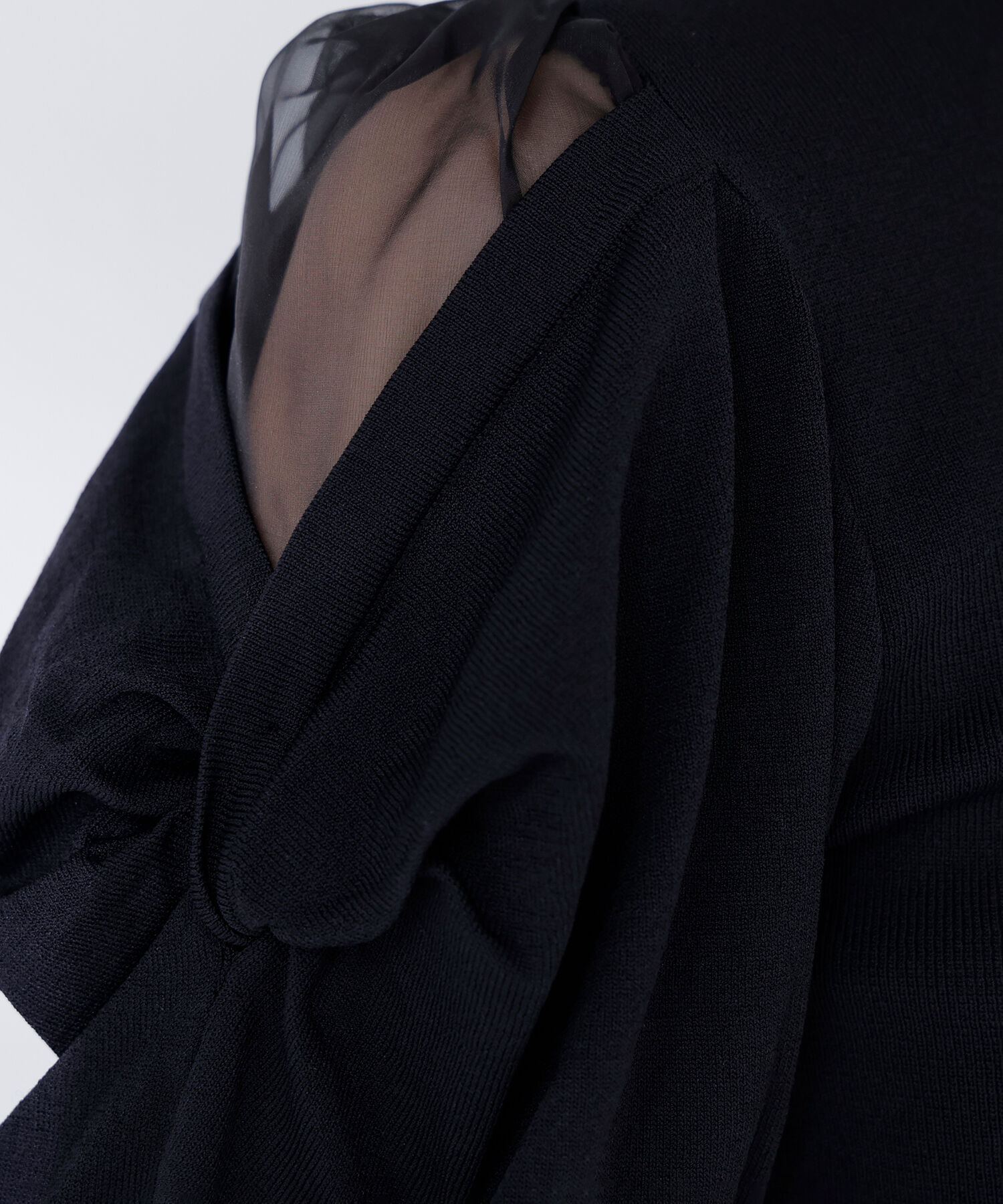  「シアーツイストスリーブニット」|ニット・セーター|