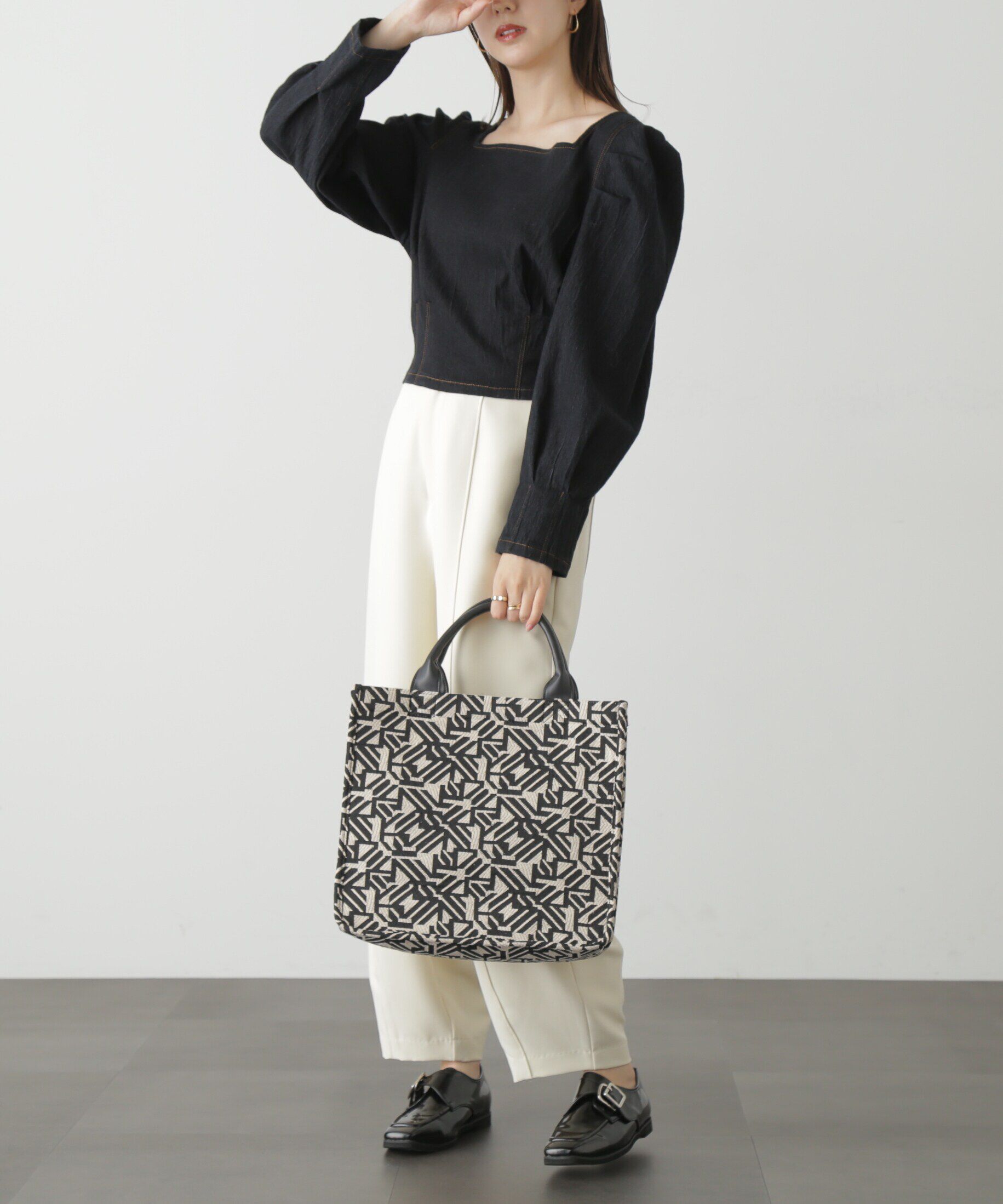  「スクエアネックボリュームスリーブ長袖ブラウス」|シャツ・ブラウス|