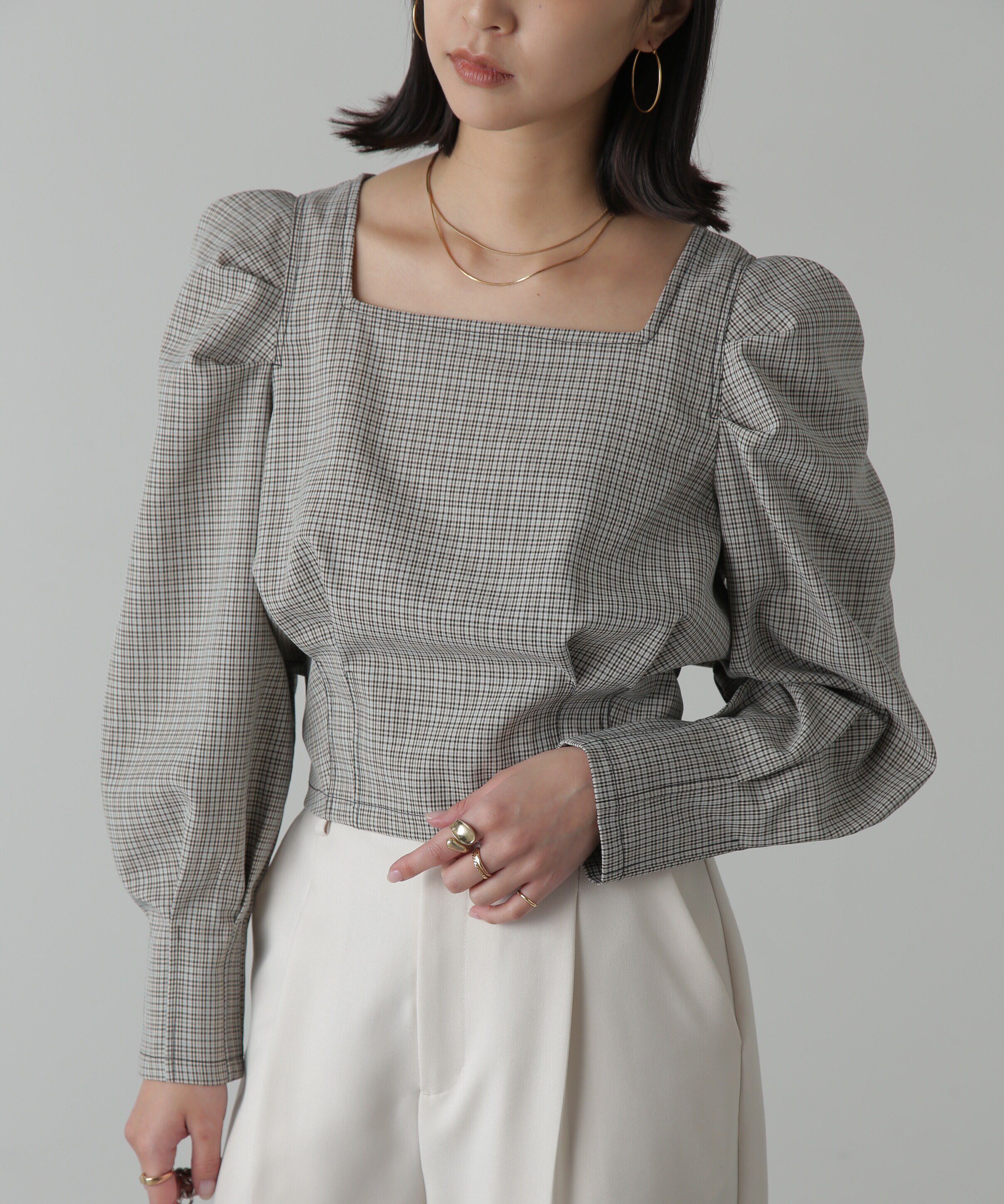  「スクエアネックボリュームスリーブ長袖ブラウス」|シャツ・ブラウス|