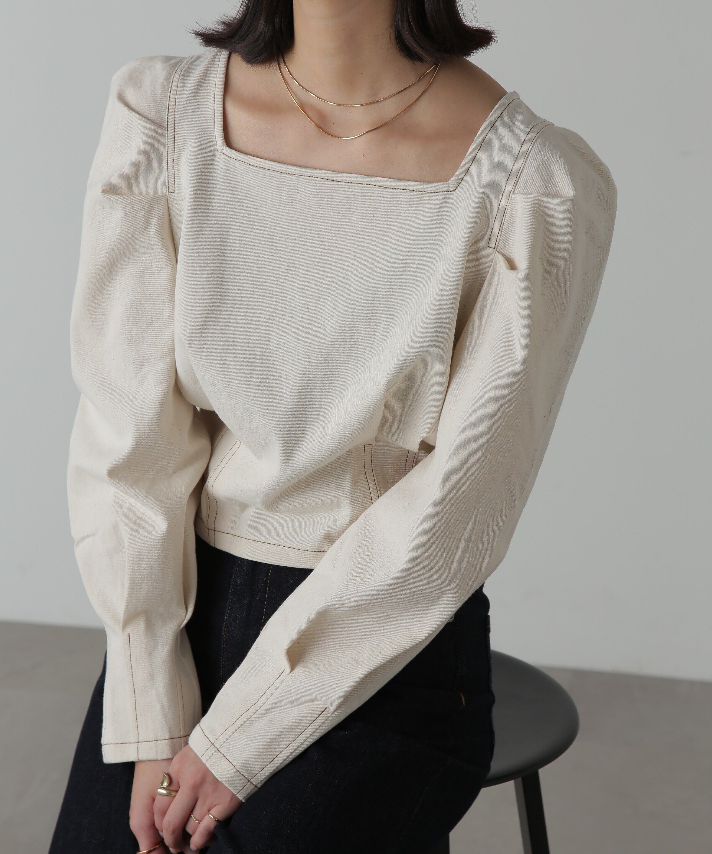  「スクエアネックボリュームスリーブ長袖ブラウス」|シャツ・ブラウス|カス残し1