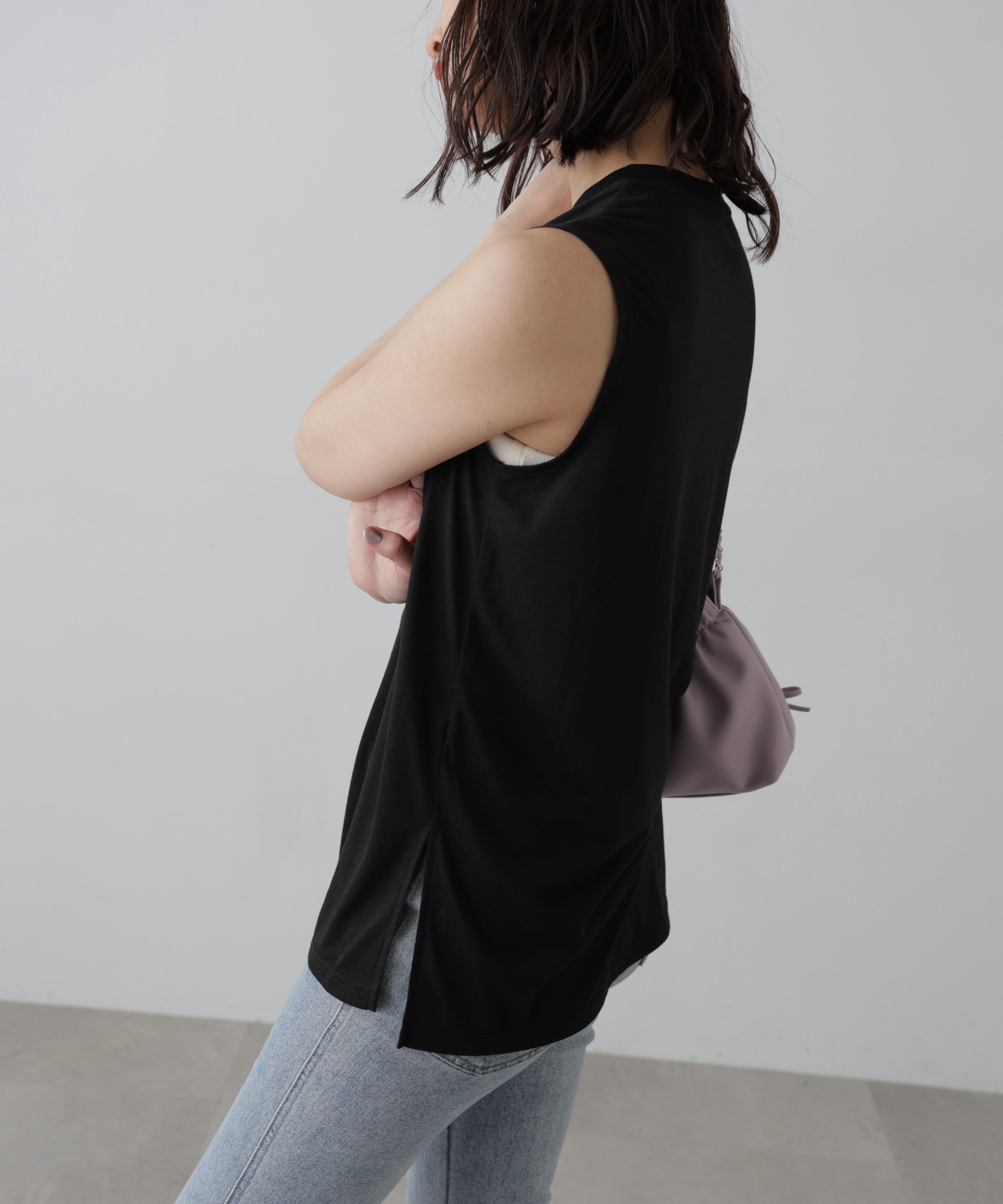 「サイドスリットタンクトップ」|Tシャツ・カットソー|