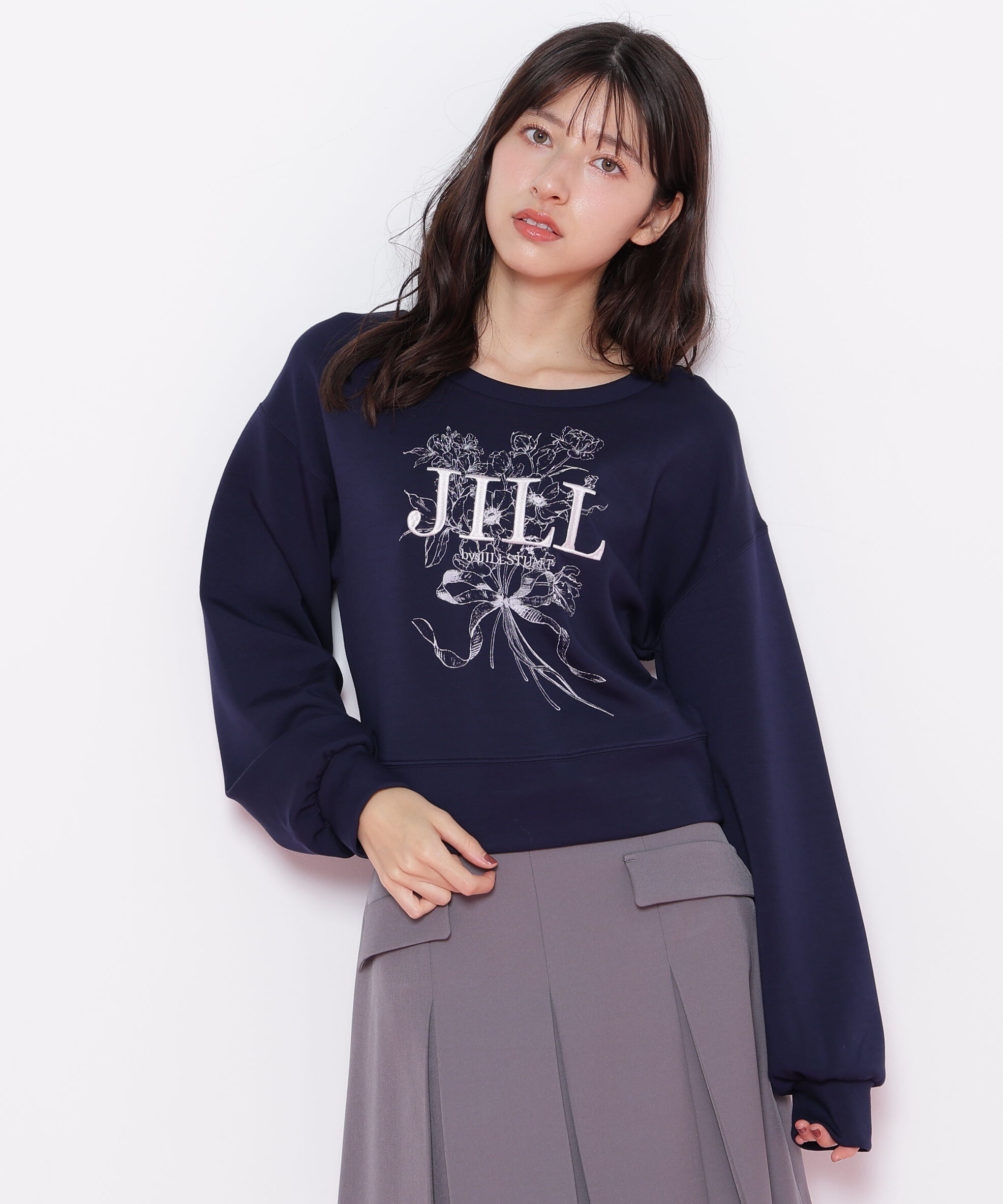  「リボンブーケロゴ刺繍スウェット」|Tシャツ・カットソー|