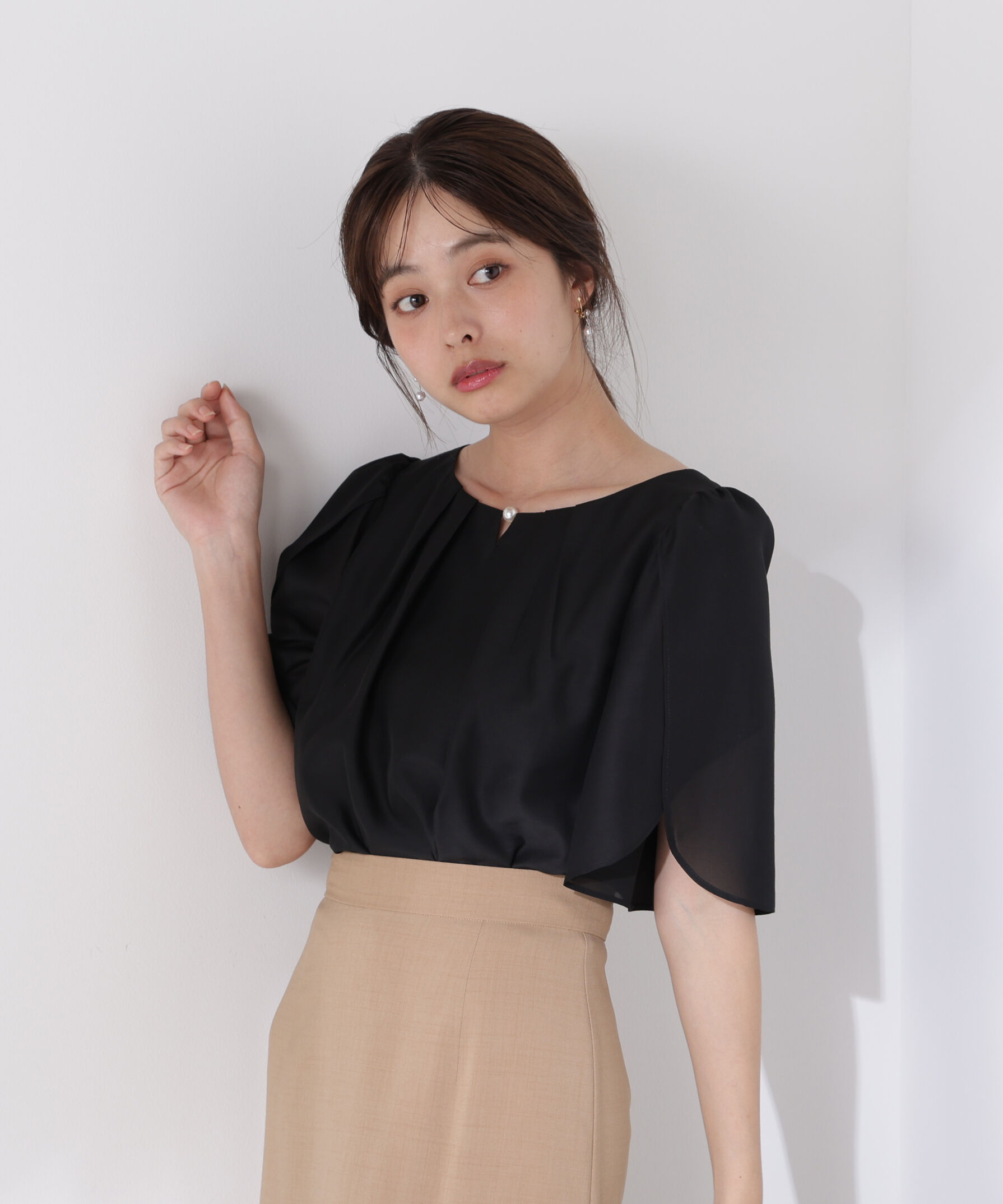 PROPORTION BODY DRESSING「パールポイントフレアスリーブブラウス」|シャツ・ブラウス|ブラック