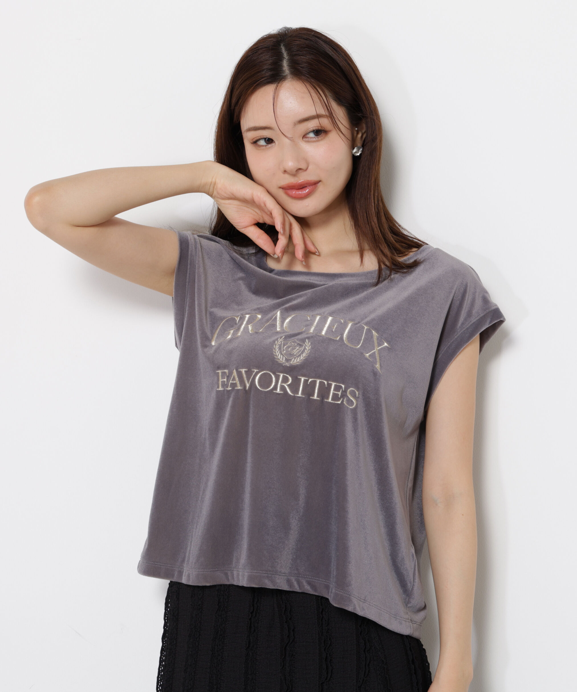 PROPORTION BODY DRESSING「＜ハンドウォッシャブル＞シアーベロア刺繍Tシャツ」|Tシャツ・カットソー|