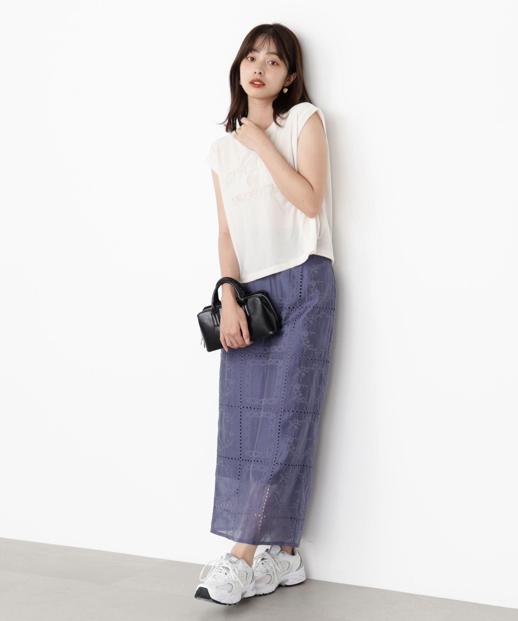 PROPORTION BODY DRESSING「＜ハンドウォッシャブル＞シアーベロア刺繍Tシャツ」|Tシャツ・カットソー|