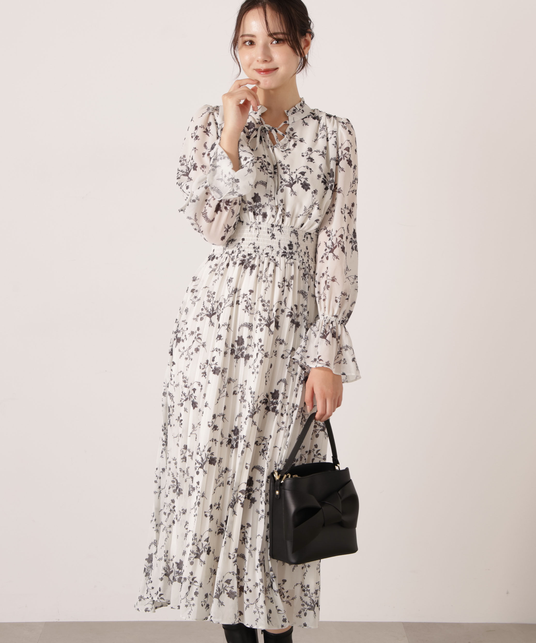 PROPORTION BODY DRESSING「花柄プリーツワンピース 25AW」|ワンピース|