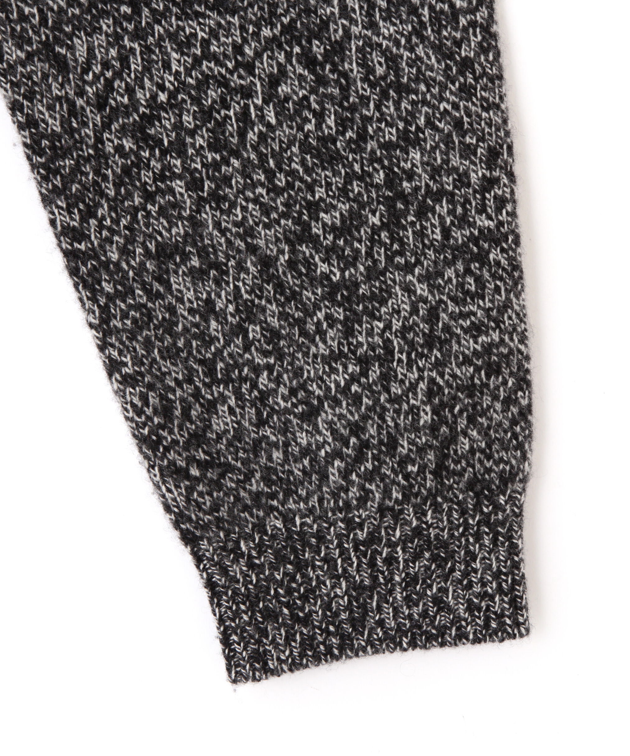 YLEVE 「YLEVE / WOOL CASHMERE MELANGE KNIT V NECK PULL OVER」|ニット・セーター|