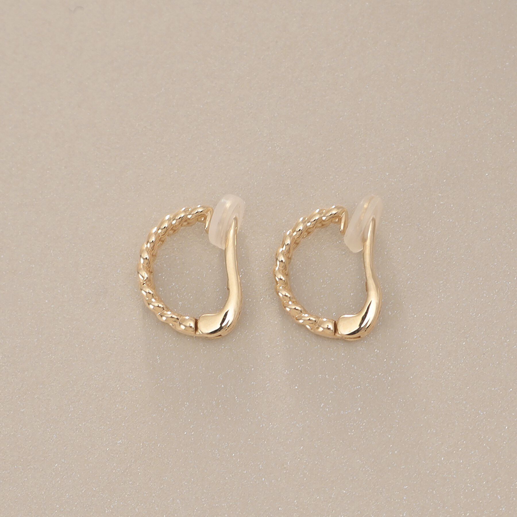 COCOSHNIK「K10キヘイワンタッチ イヤリング」|イヤリング|