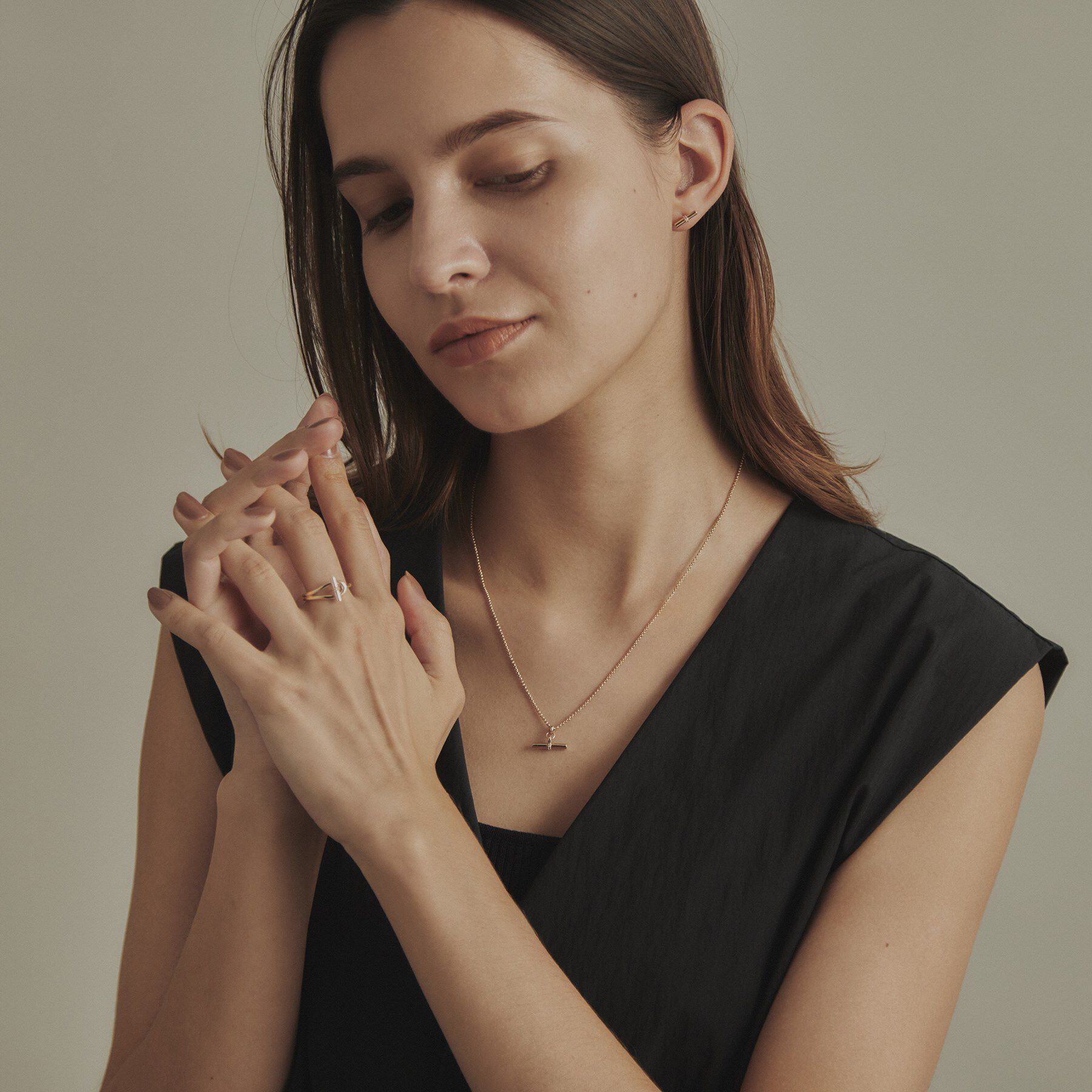 COCOSHNIK「K10ダイヤモンド マンテルモチーフ ネックレス」|ネックレス|