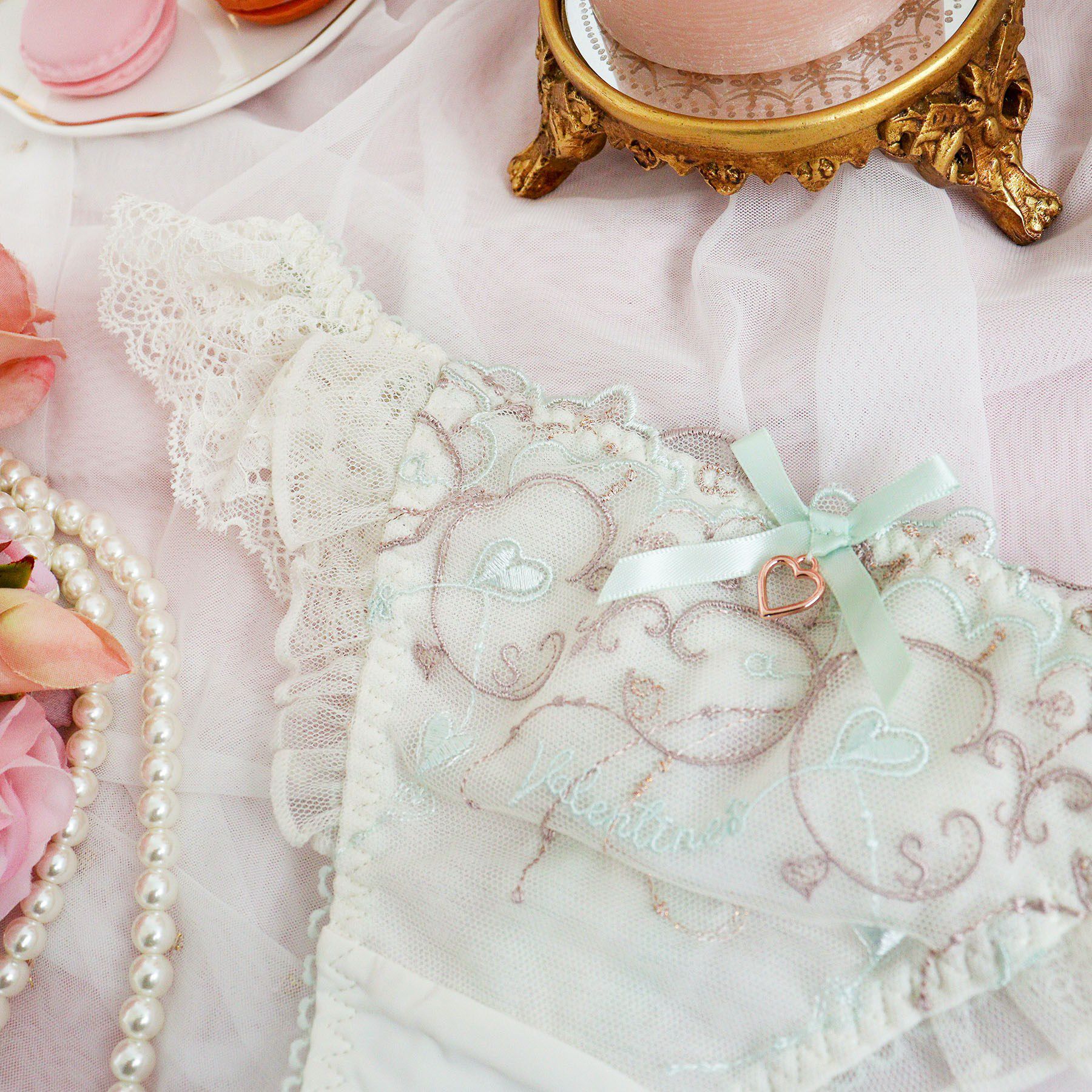 Risa Magli「ヘルティー Tバック」|インナー|