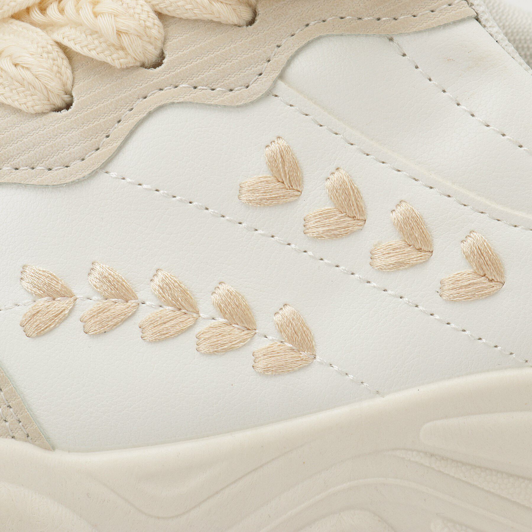 csT&P「厚底韓国ファッションダットスニーカー」|スニーカー|