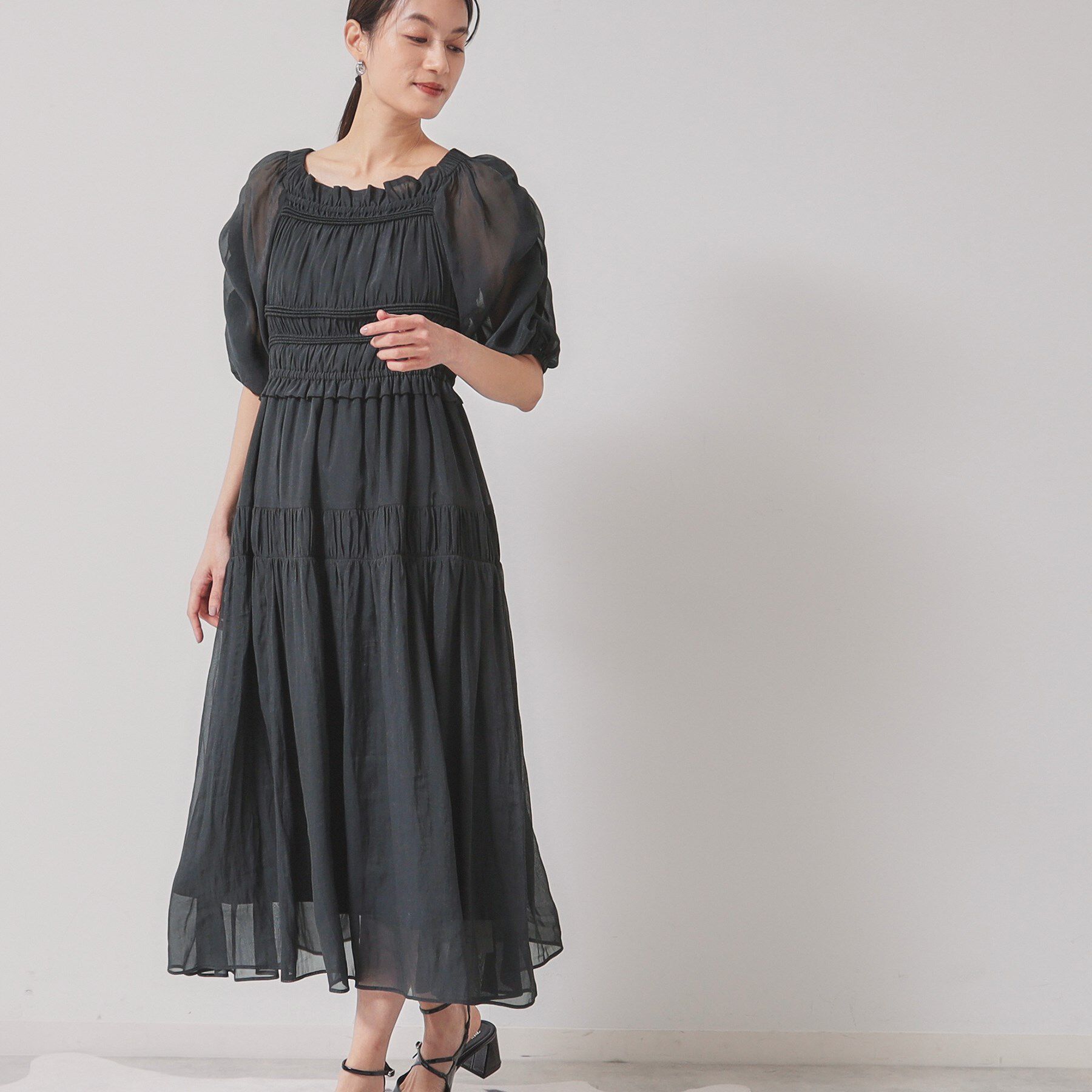 SunaUna「【パウダーシフォン／シャーリング】ロングワンピース」|ワンピース|