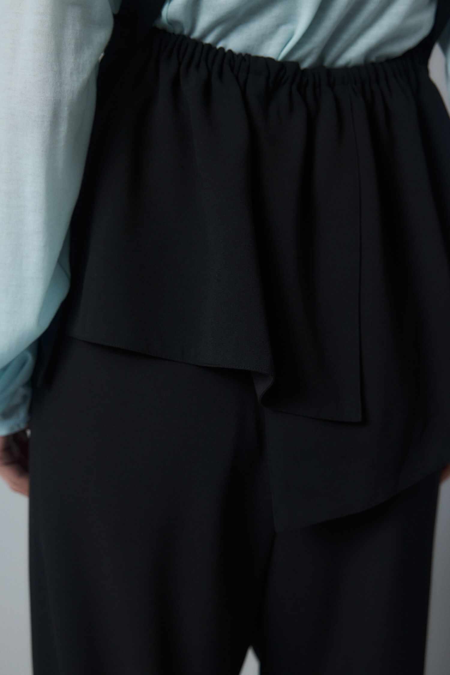 HeRIN.CYE「Back open camisole」|キャミソール|