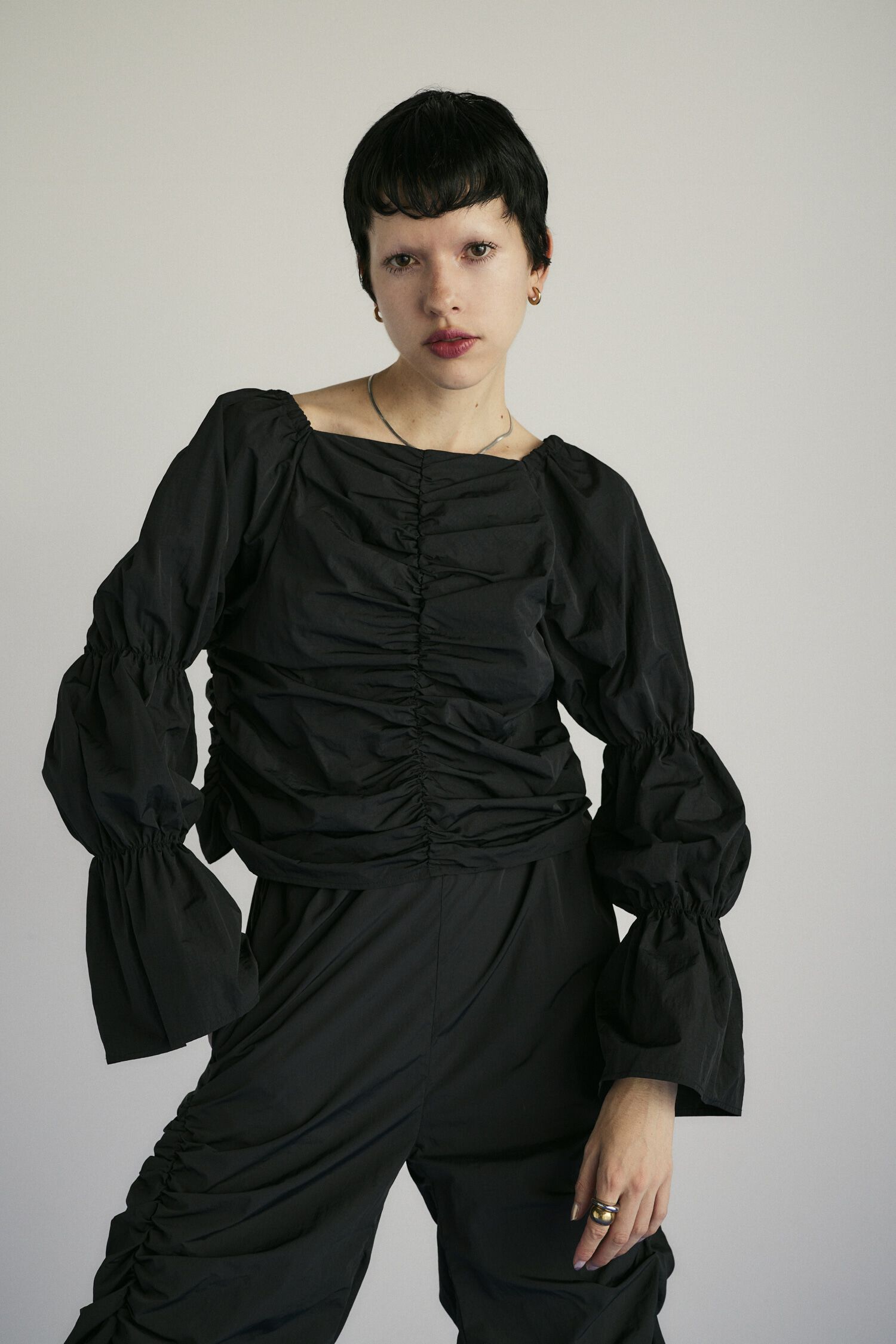 HeRIN.CYE「Puff sleeve tops」|シャツ・ブラウス|