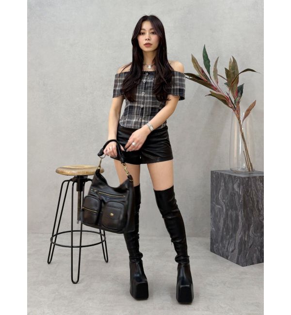 EVRIS「フェイクレザータイトショートパンツ」|その他|