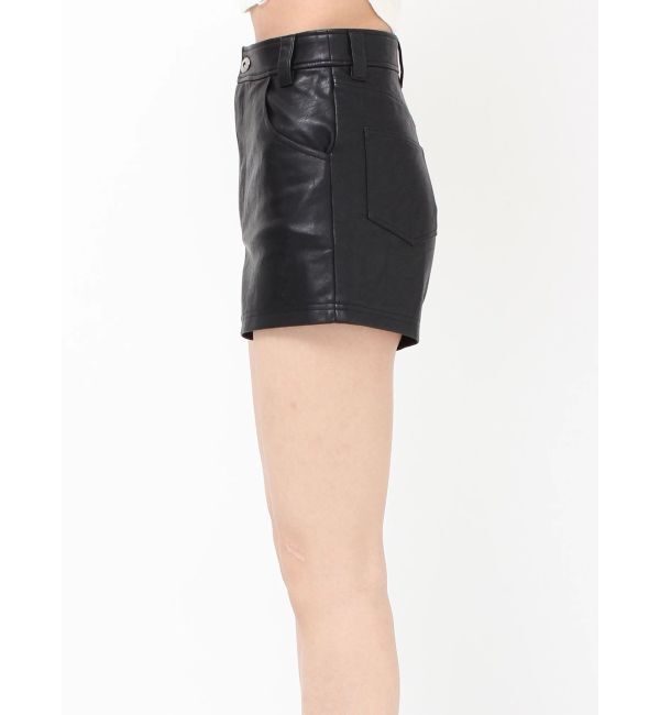 EVRIS「フェイクレザータイトショートパンツ」|その他|