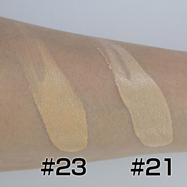  「LAVIEN ラディアンスエッセンスクッション 23ミディアムピンクベージュ (15g)」|ファンデーション|