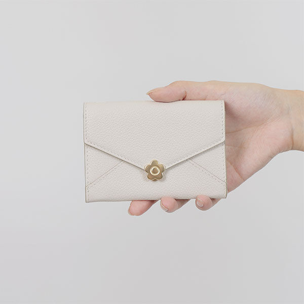 MARY QUANT「シーリングデイジーレター ミニウォレット」|財布|