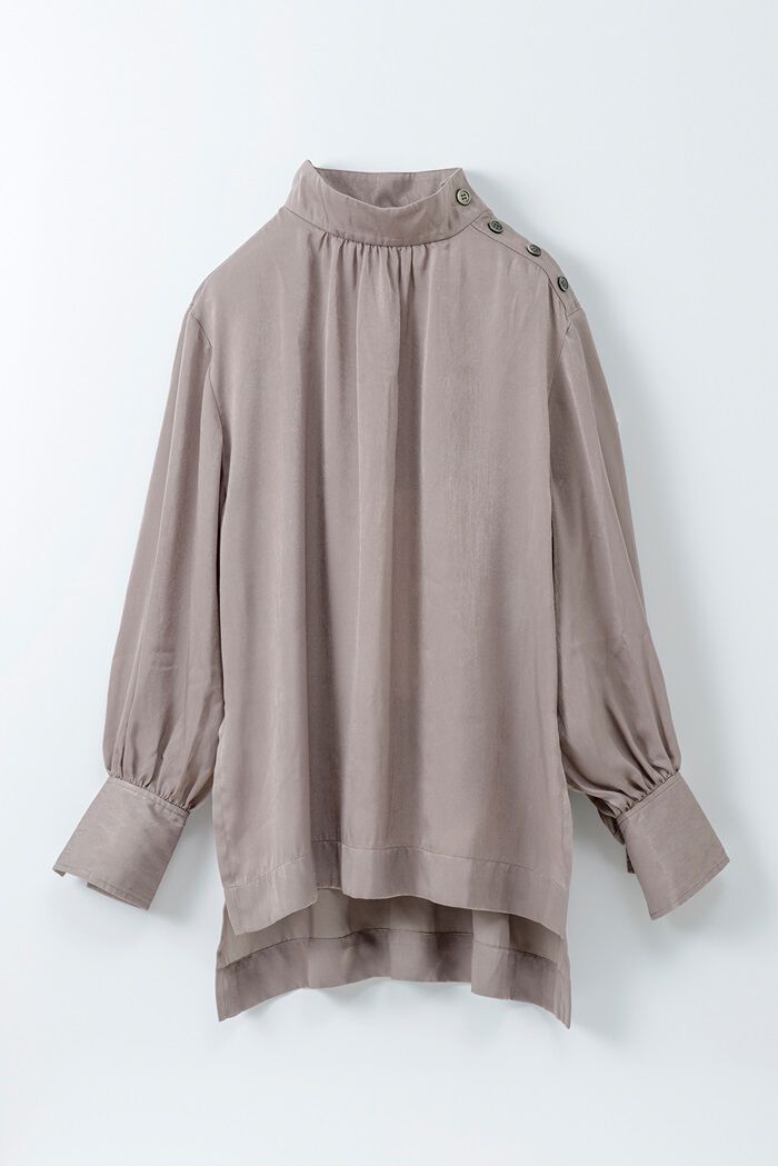 BACKYARD FAMILY「MIND ロイヤルライトサテントップス 通販 ブラウス サテンブラウス 長袖 ハイネック」|シャツ・ブラウス|