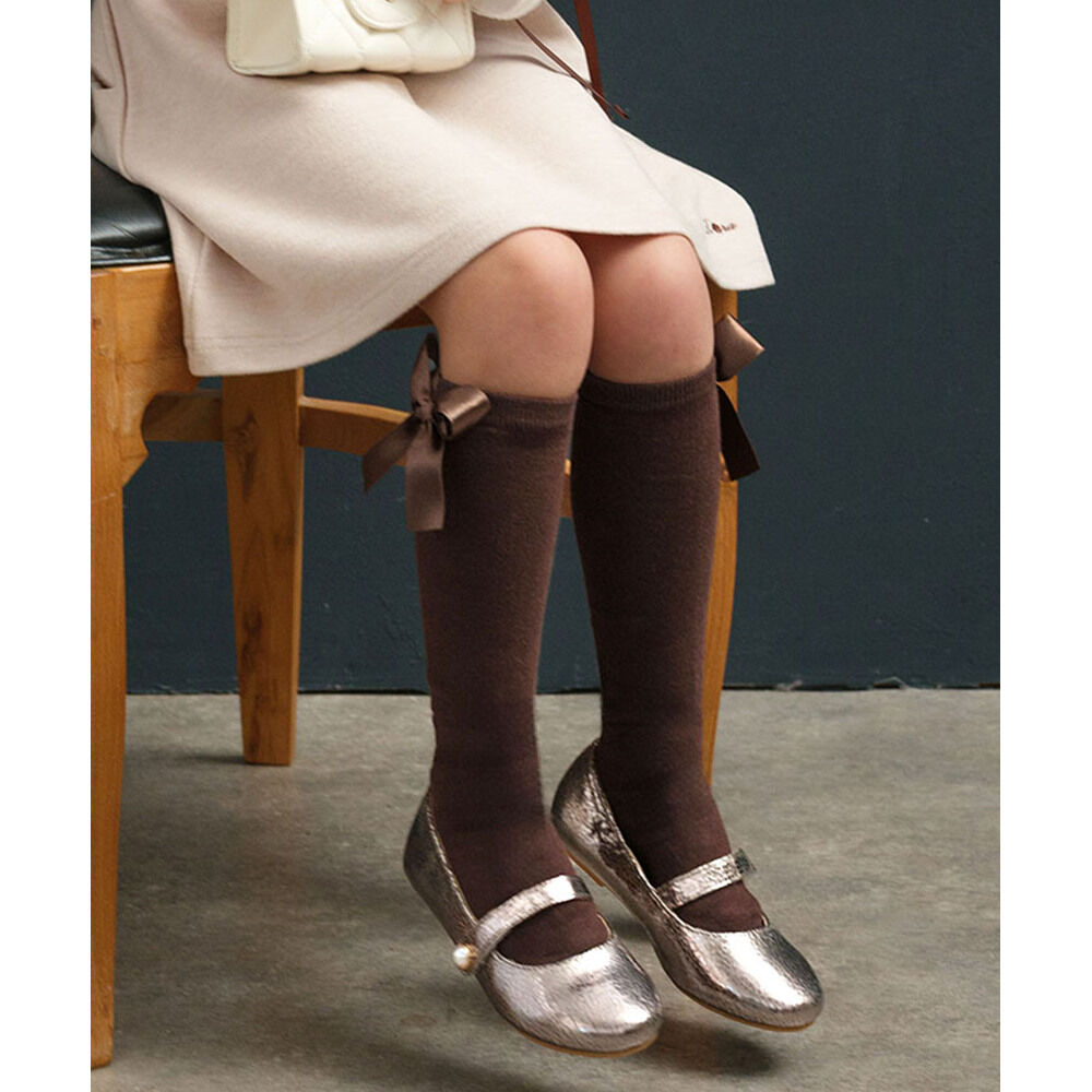 BACKYARD FAMILY「キッズ ハイソックス 女の子 通販 Rora ローラ 子供服 エマリー リボン 靴下 長靴下」|ソックス|ブラウン1