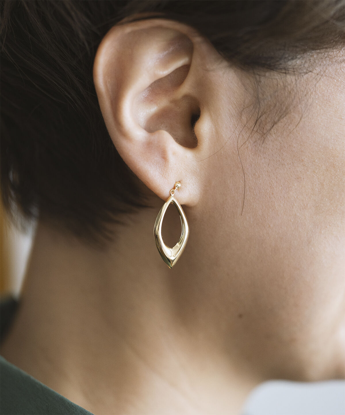 newme by Samantha Thavasa「K10 YG メタルピアス」|ピアス|K10 YG