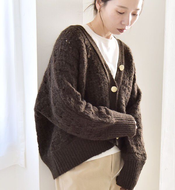 quaranciel「quaranciel: 透かし編み Vネック コンパクト ドルマンニットカーディガン」|カーディガン|ブラウン
