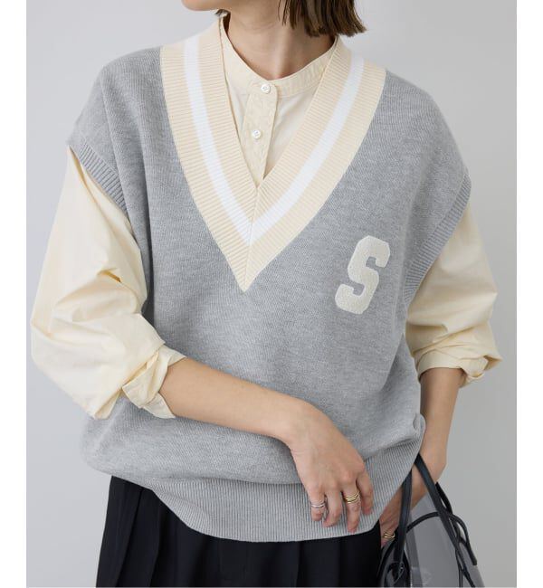 SLOBE IENA「サガラ刺繍レタードベスト」|ベスト・ジレ|