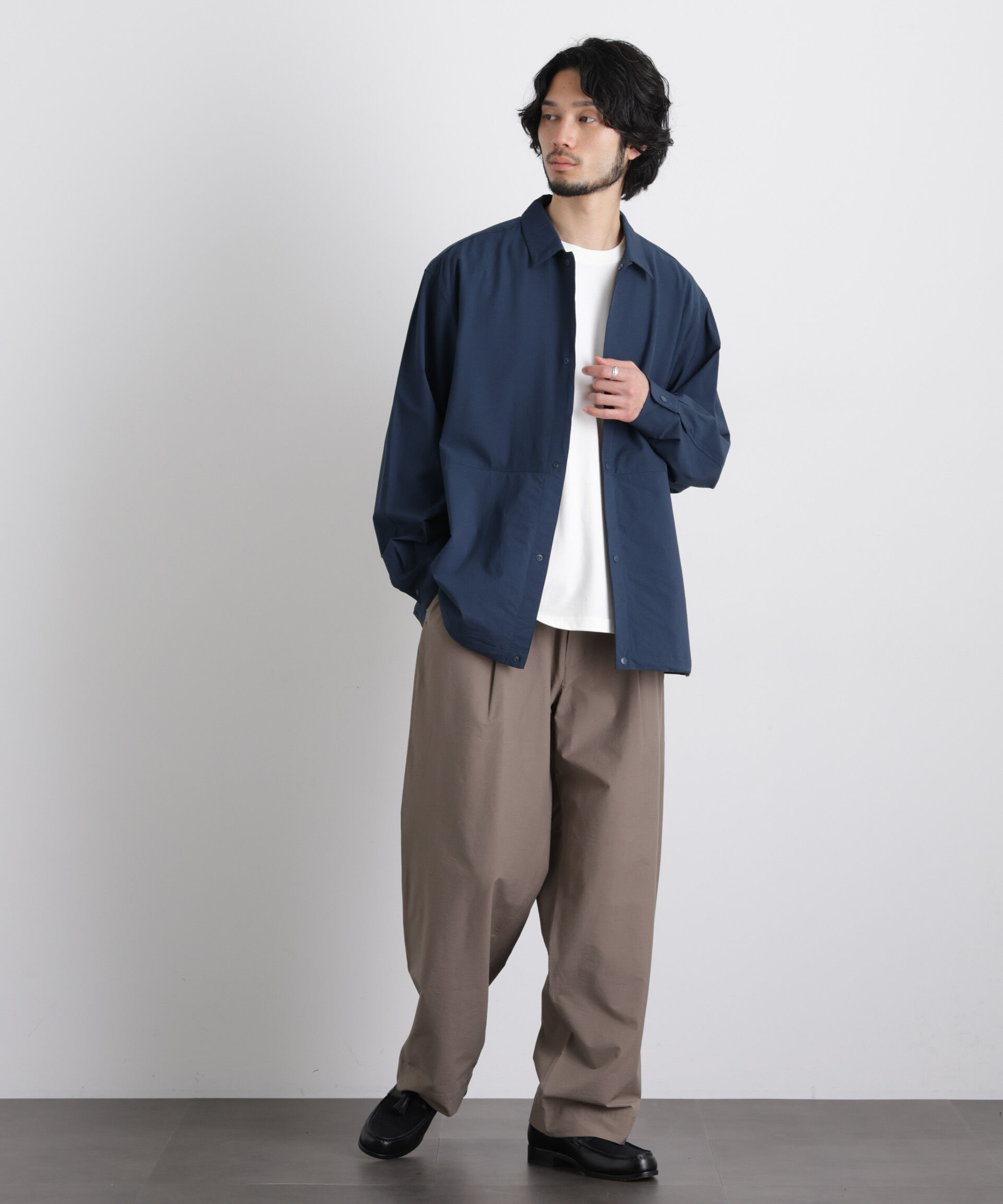 nano･universe「ストレッチワイドシャツブルゾン」|ブルゾン・スタジャン|