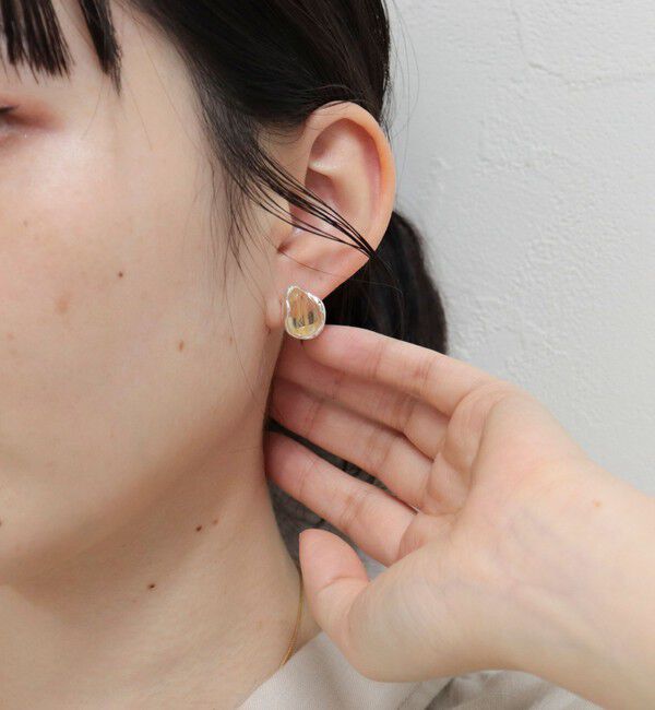 fredy emue「フェイクストーンチタンポストピアス」|ピアス|