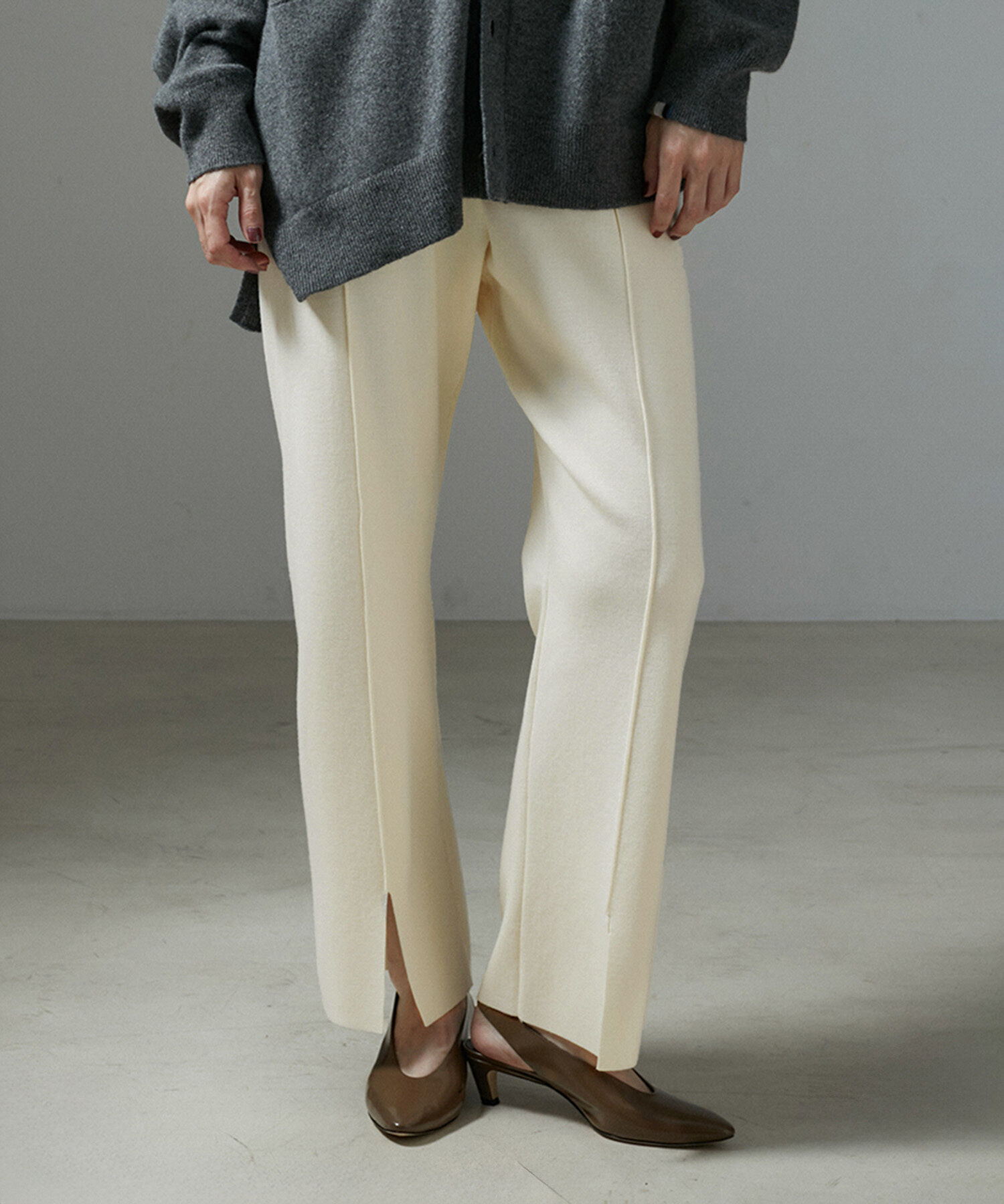 SALON adam et rope'「スウェットライクストレートイージーニットパンツ【セットアップ対応・洗える】」|その他|オフホワイト(15)