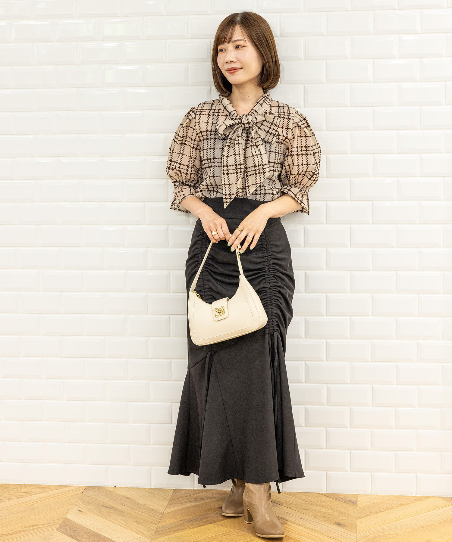 VIS「【選べる素材】アソートボウタイリボンブラウス」|シャツ・ブラウス|