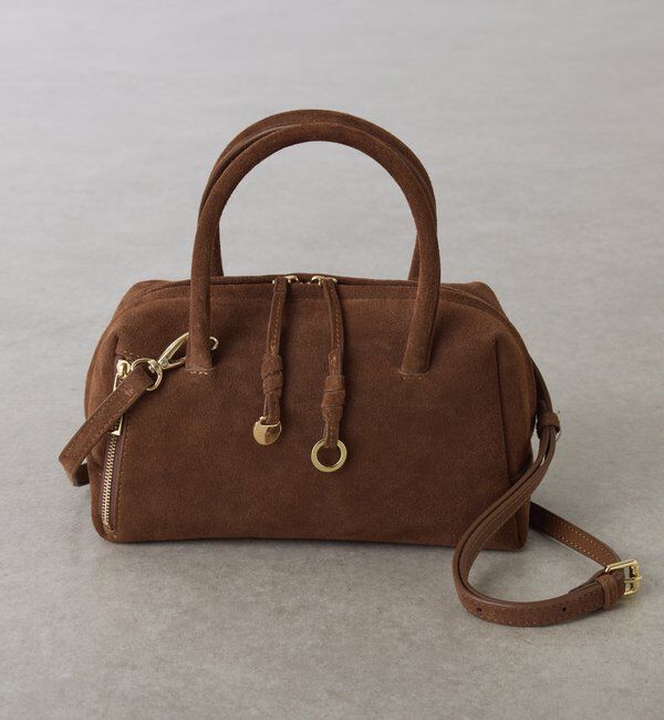  「【500mlペットボトル収納可/牛革】レザーチャームボストンバッグ/スエード」|ボストンバッグ|