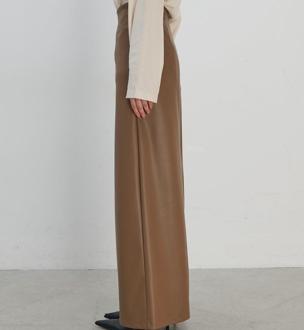  「フェイクレザータイトスカート」|スカート|