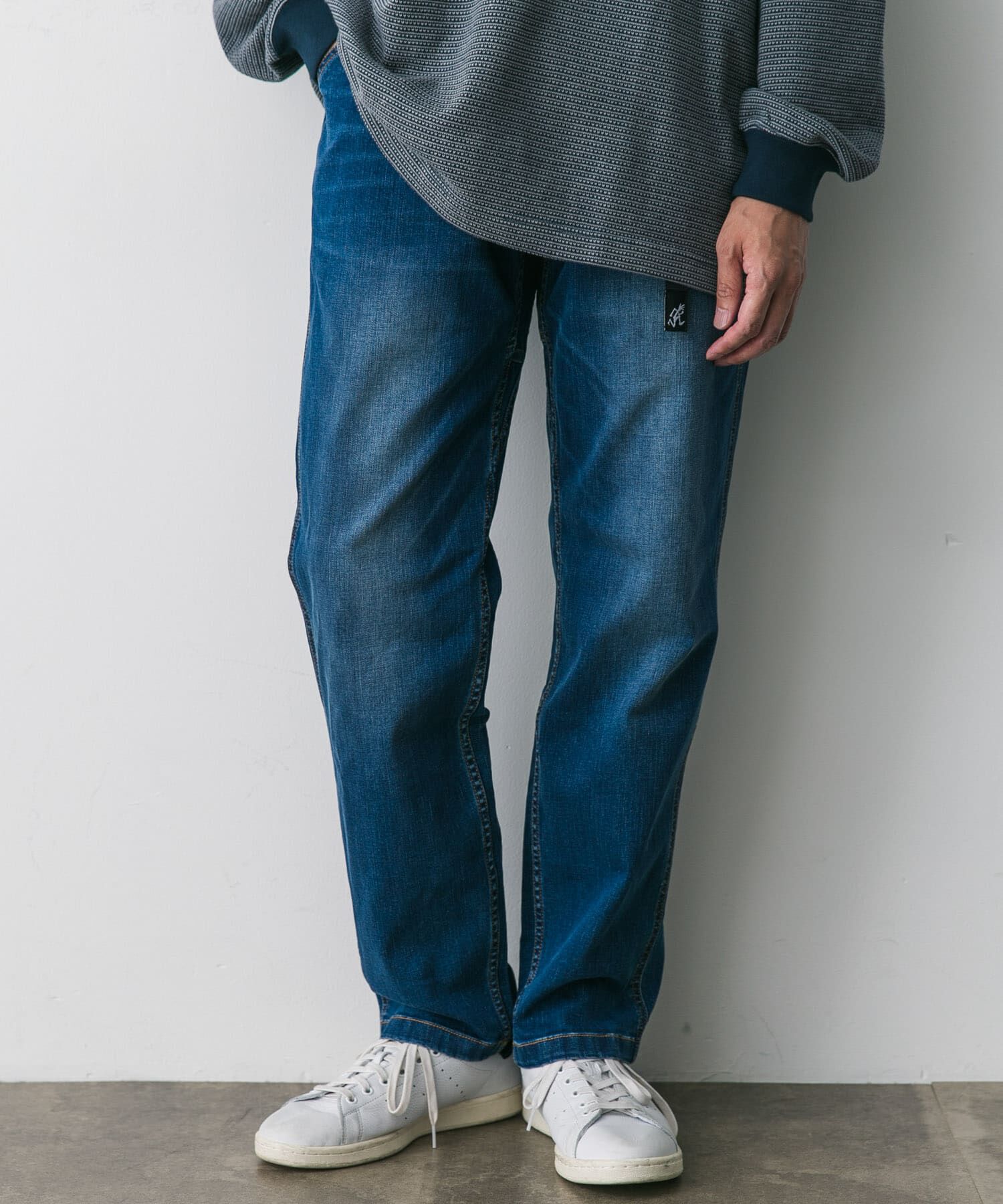 URBAN RESEARCH DOORS「『別注』Gramicci　Mountain Tuck Pants」|デニム|