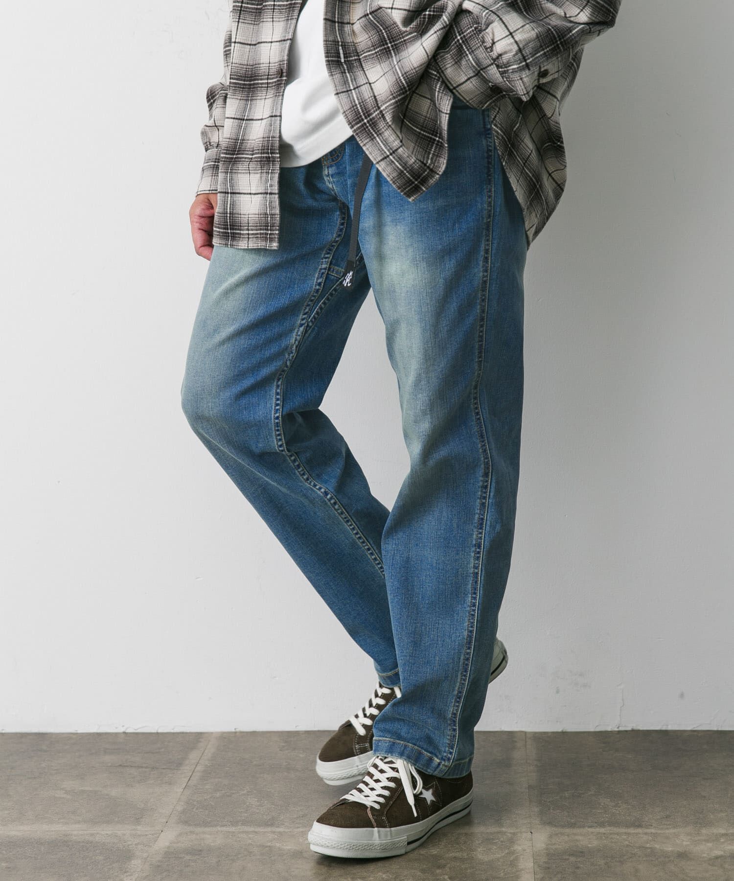 URBAN RESEARCH DOORS「『別注』Gramicci　Mountain Tuck Pants」|デニム|