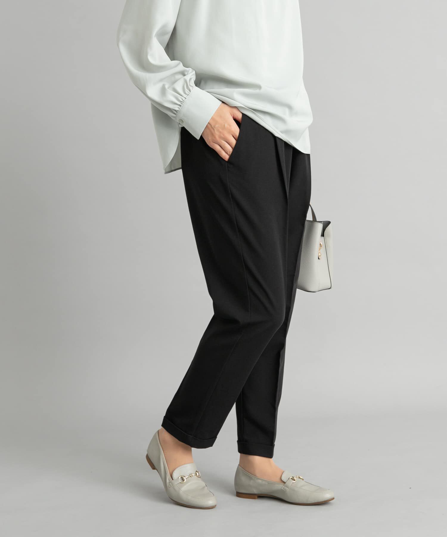 URBAN RESEARCH DOORS「『3サイズ展開』ストレッチテーパードイージーパンツ」|その他|