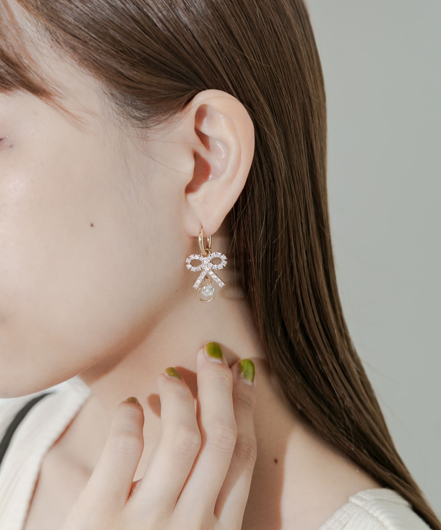 SMELLY「ビジューリボンフープピアス」|ピアス|