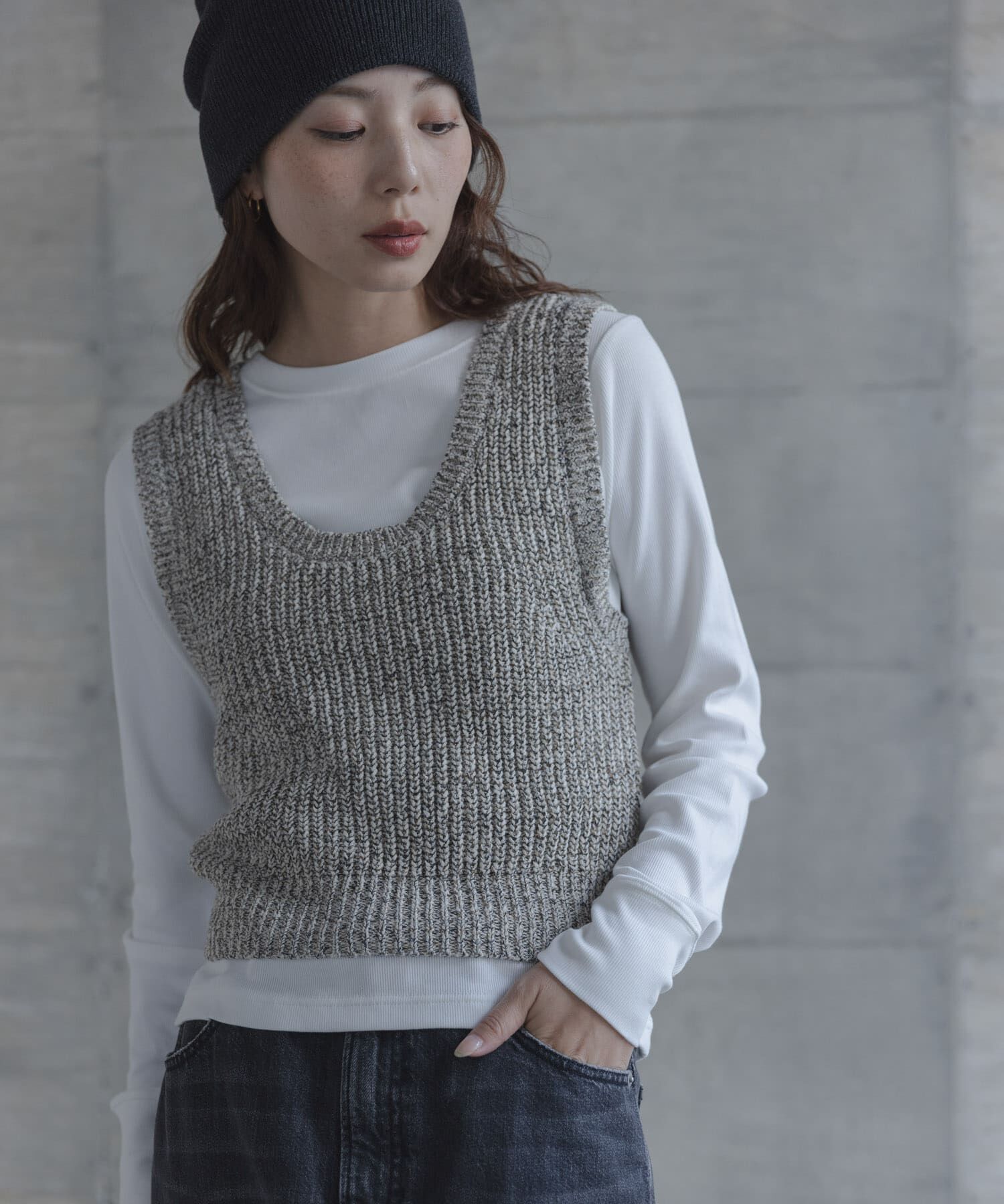 Sonny Label 「メランジテープヤーンUネックニットベスト」|ベスト・ジレ|