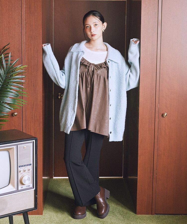 earth music&ecology「センターシームフレアパンツ」|その他|