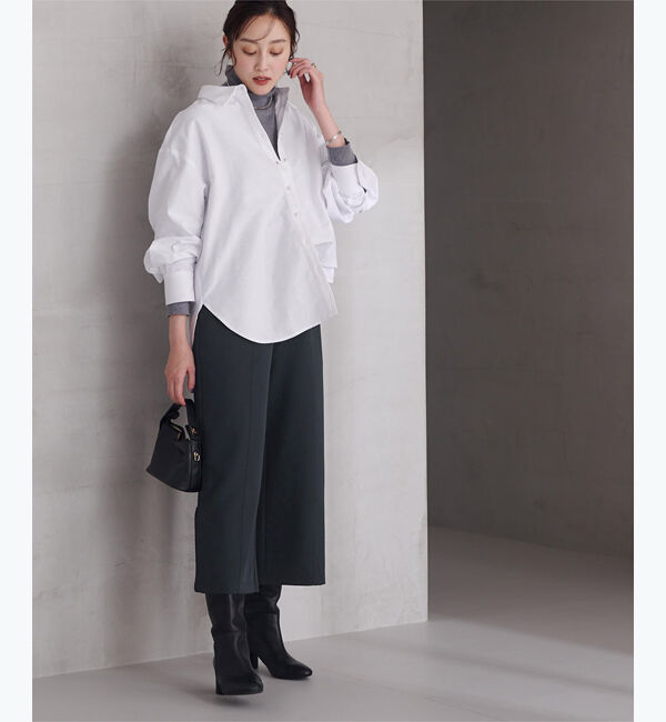 ur's「センターピンタッククロップドワイドパンツ」|スラックス|