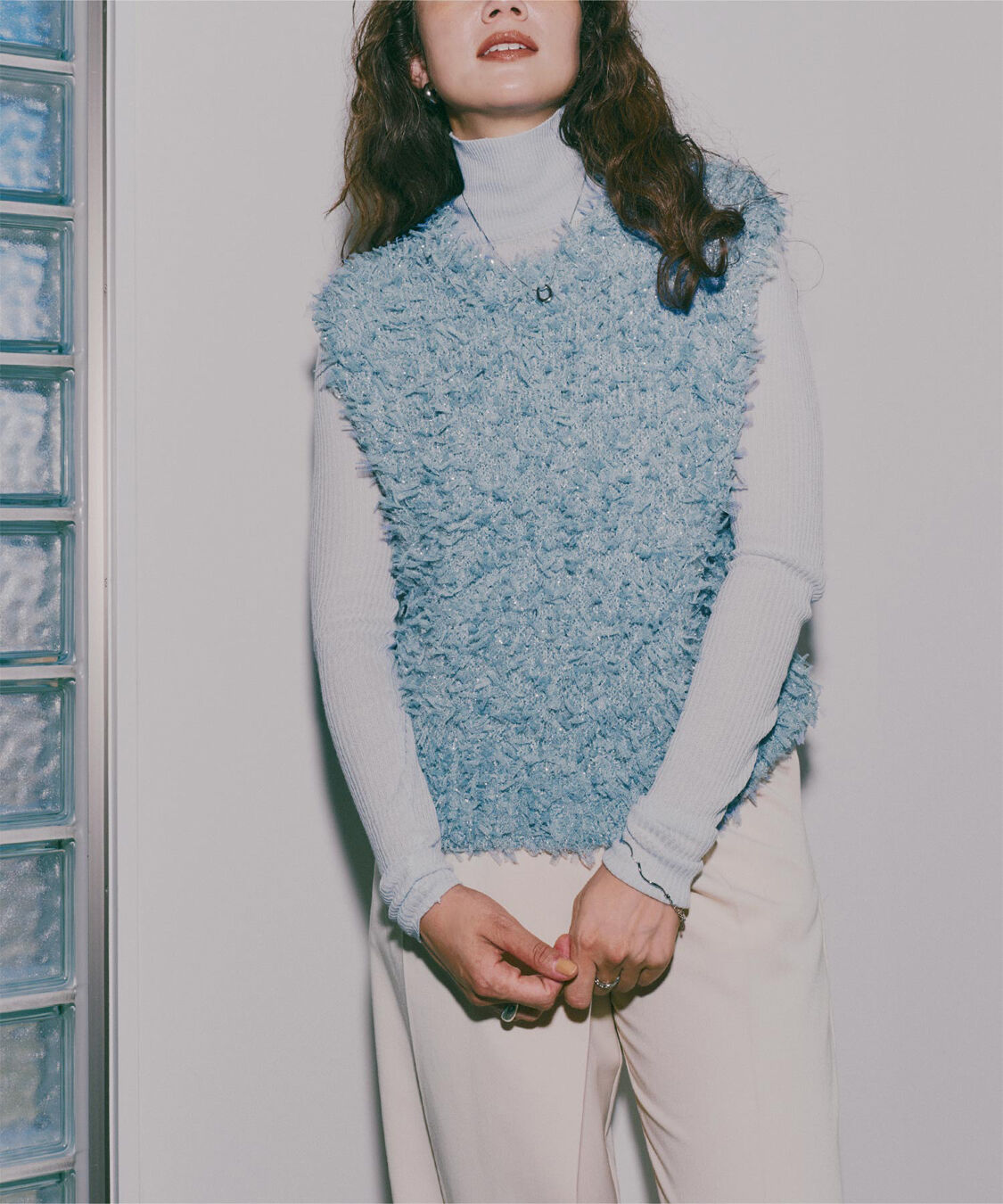 titivate「チュールフェザーニットベスト」|ニット・セーター|ブルー