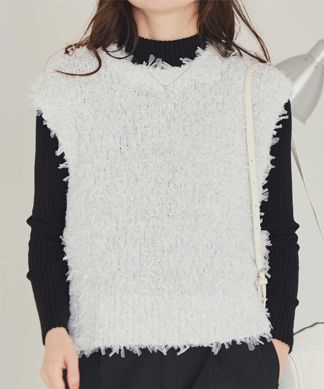 titivate「チュールフェザーニットベスト」|ニット・セーター|