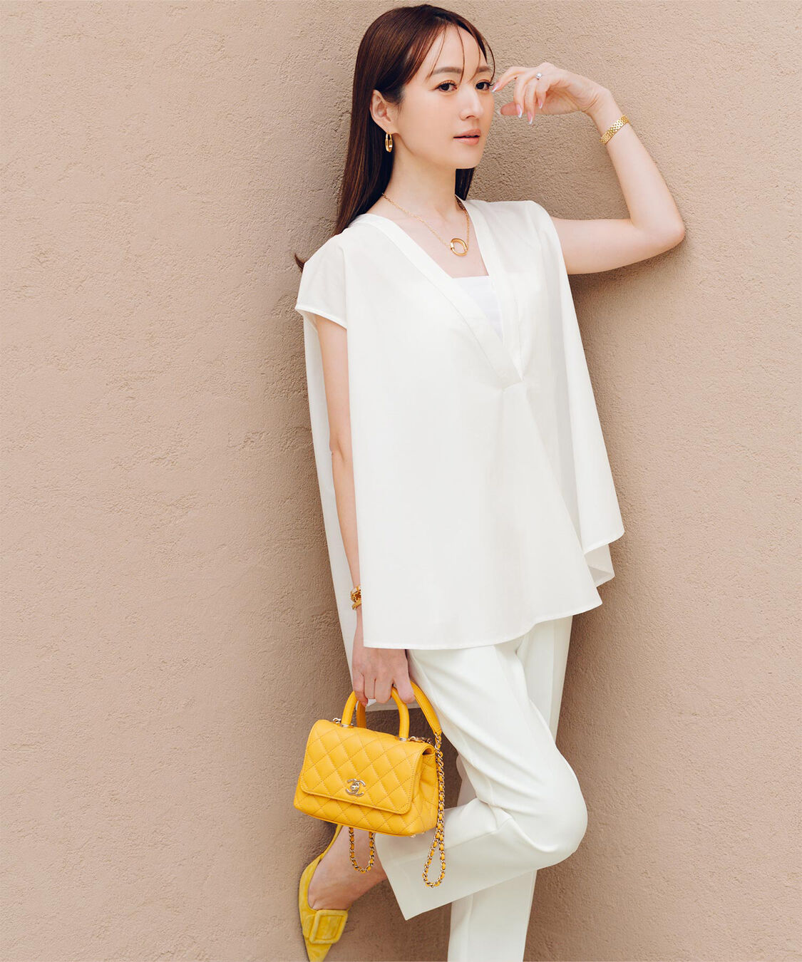 ur's「【星玲奈さんコラボアイテム】ディープVネックボウタイブラウス」|シャツ・ブラウス|