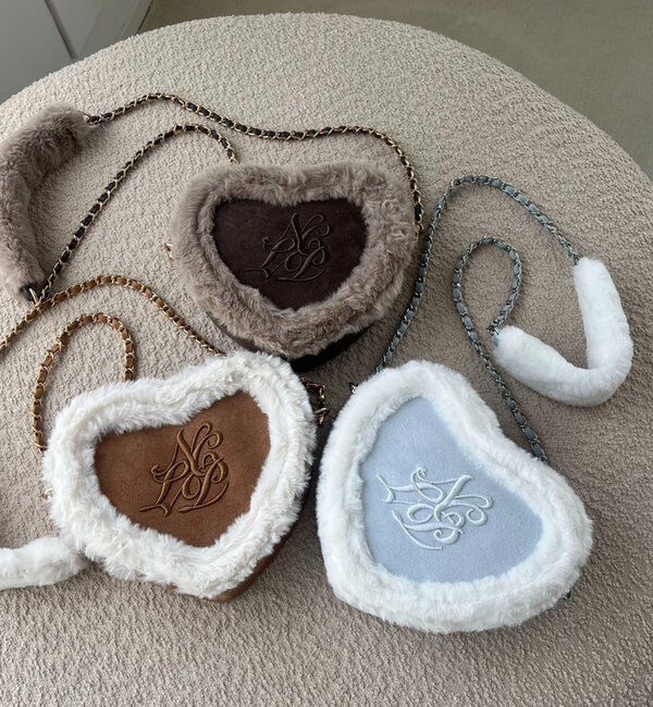  「ハートスエードロゴショルダーバッグ」|ショルダー・メッセンジャー|