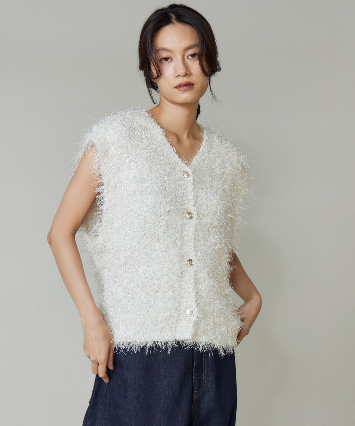 DAY by DAY it&rsquo;s international「フェザーヤーンVネックニットジレ」|ニット・セーター|