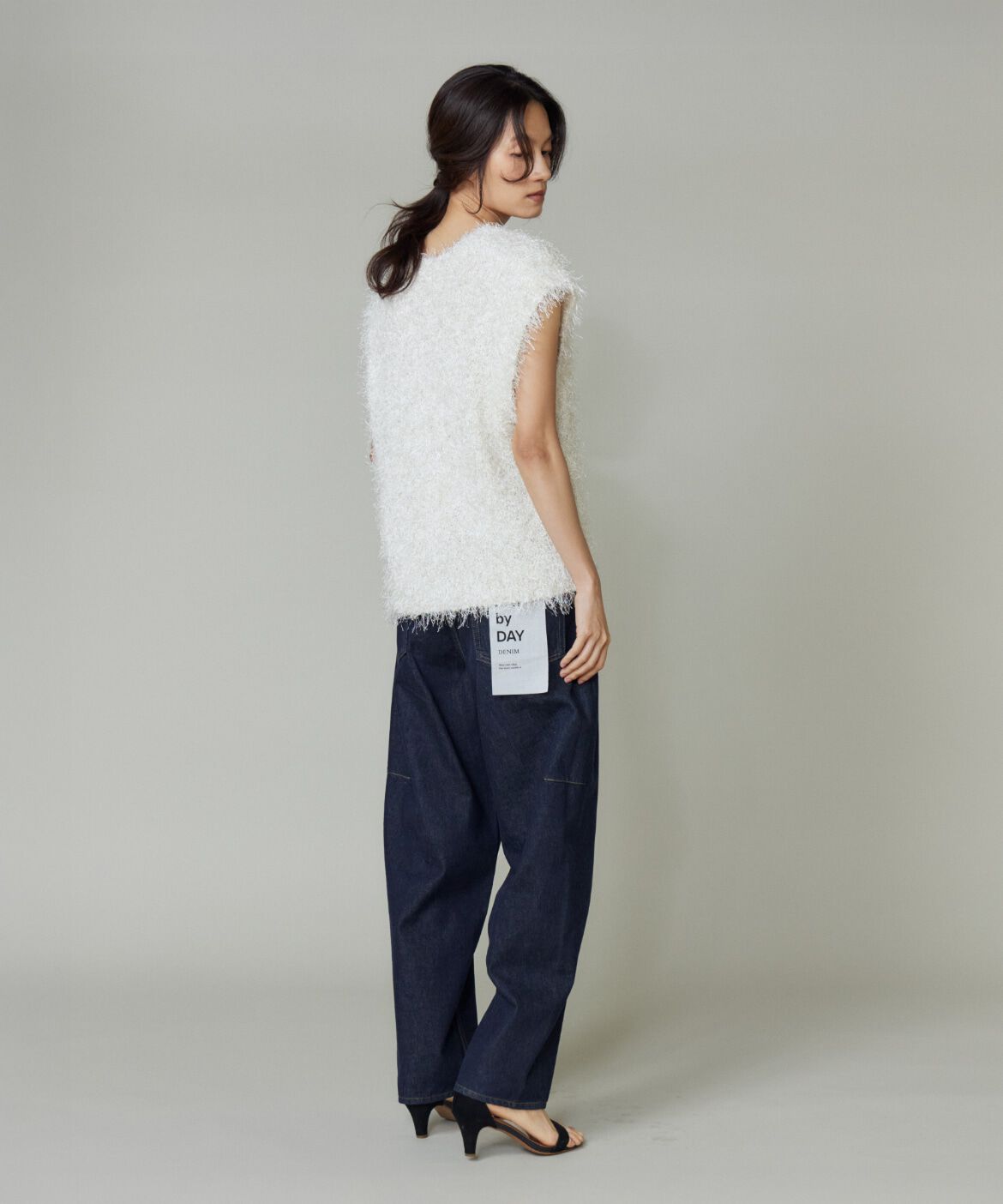 DAY by DAY it&rsquo;s international「フェザーヤーンVネックニットジレ」|ニット・セーター|