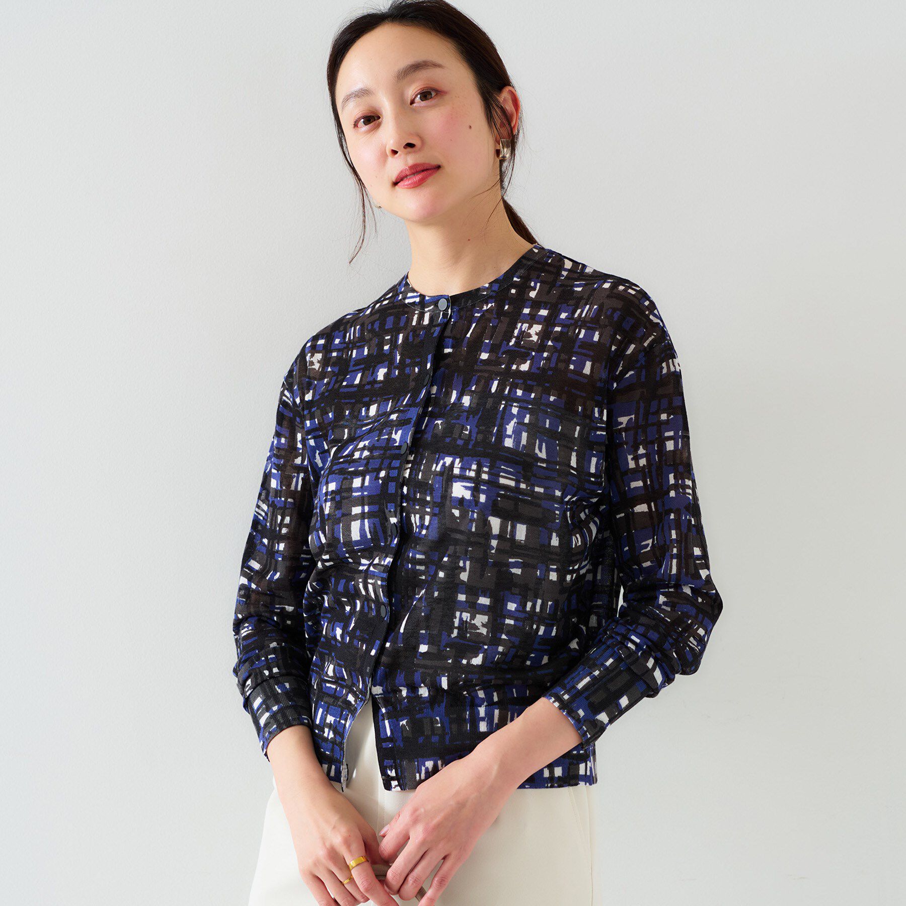 UNTITLED「【セットアップ可能/アンサンブル可能/シアー】チェックプリント カーディガンニット」|カーディガン|