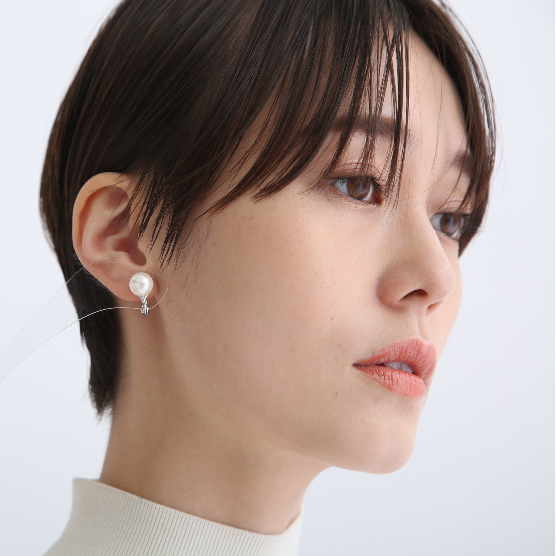 INDIVI「【セレモニーにおすすめ！】ワントップパール調イヤリング」|イヤリング|