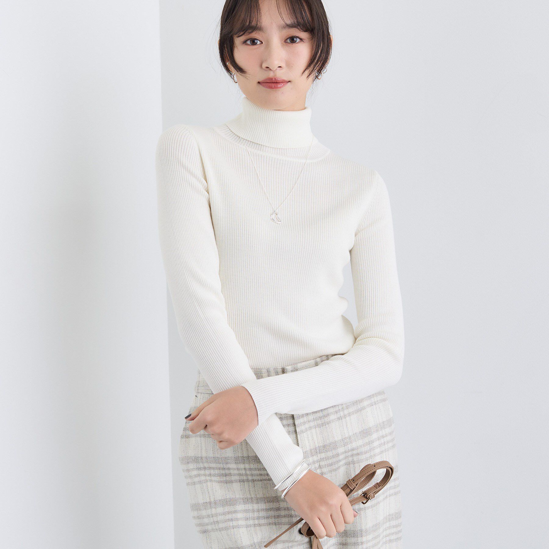 INDIVI「【洗える／毛玉になりにくい】エクストラファインウール リブタートルニット」|ニット・セーター|